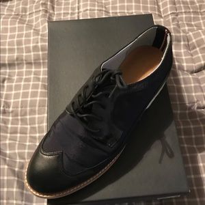 Tommy Hilfiger ladies oxford